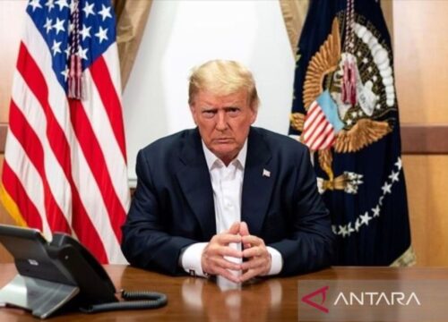 Ancaman Tarif iPhone 25 Persen: Trump Desak Produksi Dalam Negeri