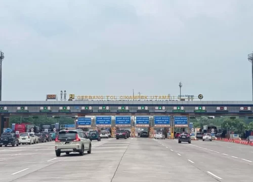 Arus Balik Waisak 2025: 196 Ribu Kendaraan Padati Jabotabek