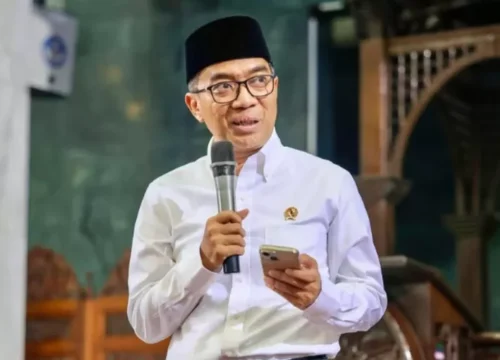 ITB Bela Mahasiswi: Kemendikbudristek Lindungi dari Kasus Meme Prabowo-Jokowi