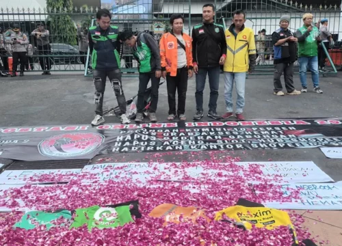 Kebijakan Mitra Pengemudi Online: Dampak Jangka Panjangnya Harus Dipertimbangkan Matang