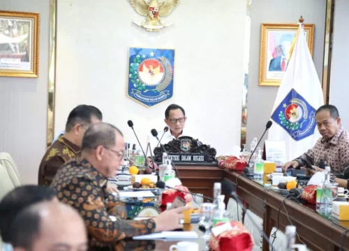 Mendagri Desak Kepala Daerah Sediakan Lahan Bangun SPPG