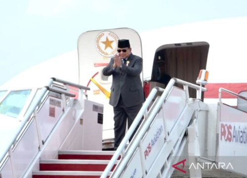 Presiden Pulang ke Jakarta Usai Sukses Pimpin Delegasi di KTT Kuala Lumpur