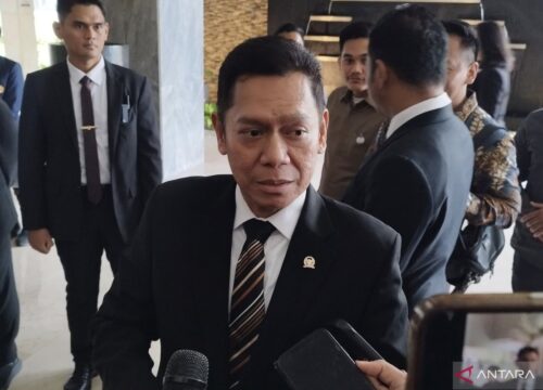 Usul Kenaikan Batas Pensiun ASN: Wakil Ketua DPR Minta Ditunda