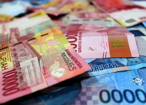 BSU Rp600 Ribu: Himbara atau Kantor Pos, Mana Lebih Cepat Cair?