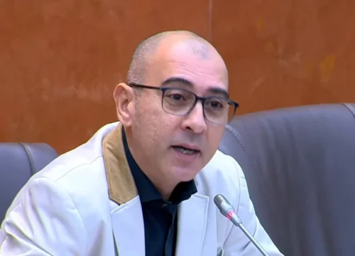 PKB Usul KA Sediakan Gerbong Khusus Perokok: Demi Kenyamanan Penumpang