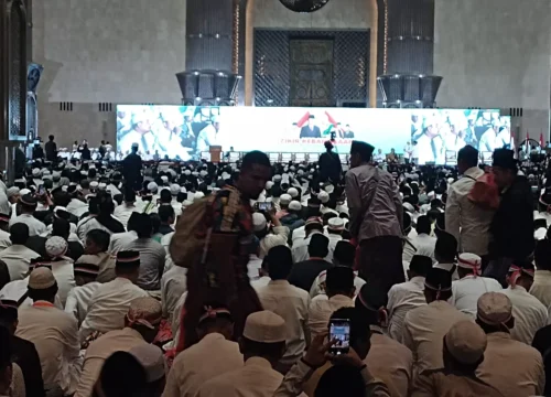 Ribuan Muslim Zikir Kebangsaan, Ikrar Bela Negara di Istiqlal Jelang HUT RI