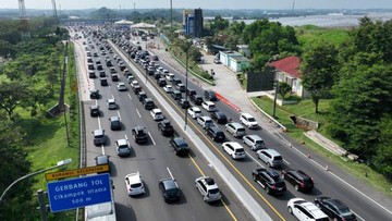 Siap-siap Mudik 2026! One Way Nasional Dimulai Besok Jam 10 Pagi!