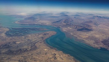 Manuver Mengejutkan Iran: Jepang Kantongi Izin Melintas Selat Hormuz!