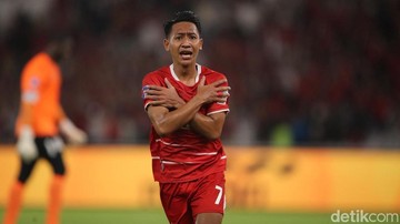 Pecah Tangis Haru! Dua Gol Debut Sensasional Beckham Putra di Timnas