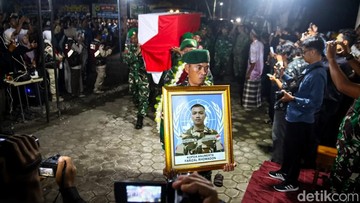 Tangis Haru Sambut Pahlawan PBB: Jenazah Kopda Farizal Tiba di Kulon Progo