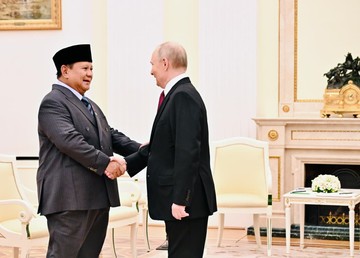Pekan Panas! Prabowo Mendunia, FH UI Bergemuruh, Anwar Usman Tak Sadar
