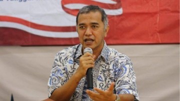 DPR Tanggapi Gerbong KRL Wanita: Pria di Belakang Sama Rentan!